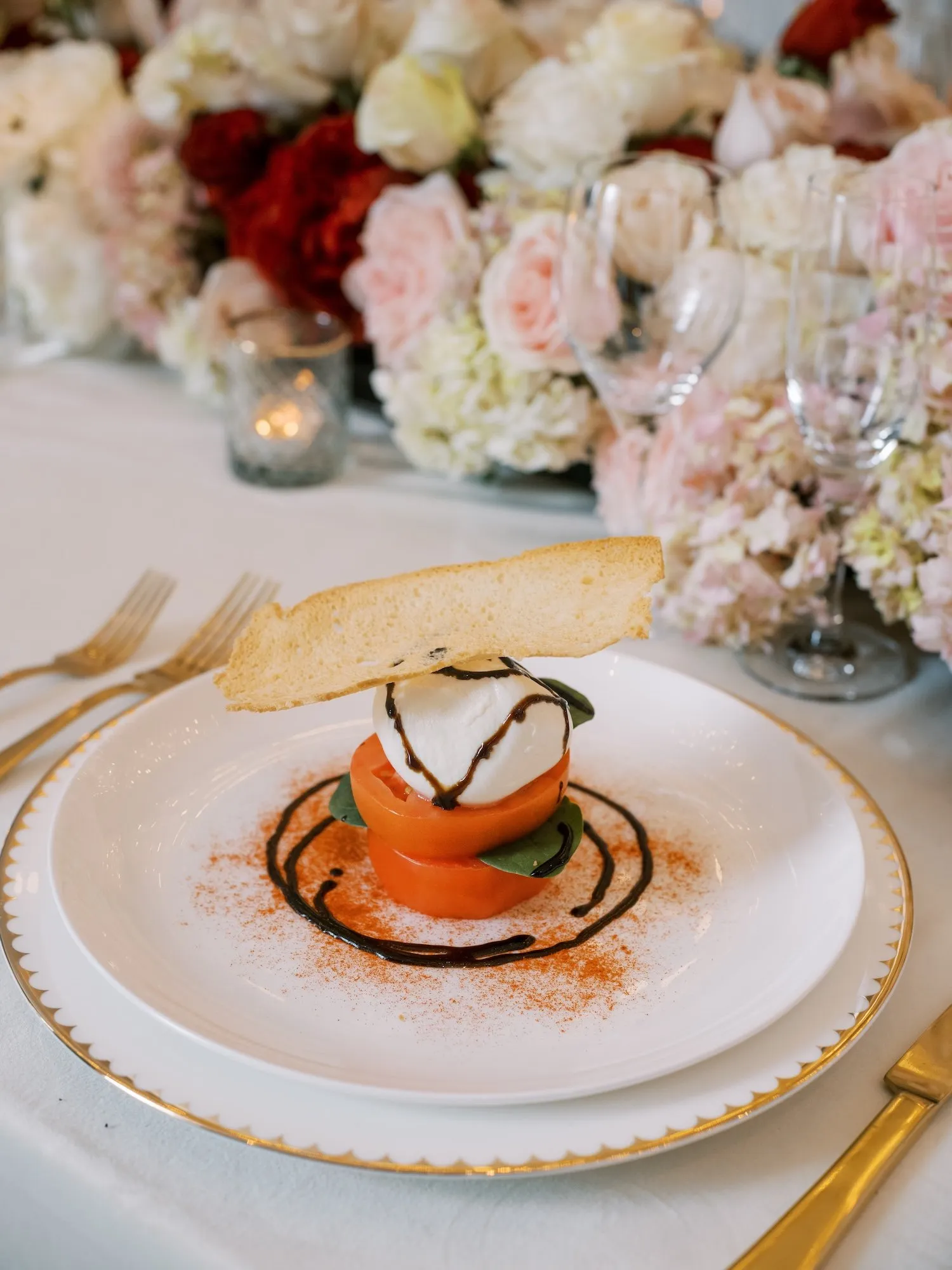 Romantic Four Seasons wedding editorial detail