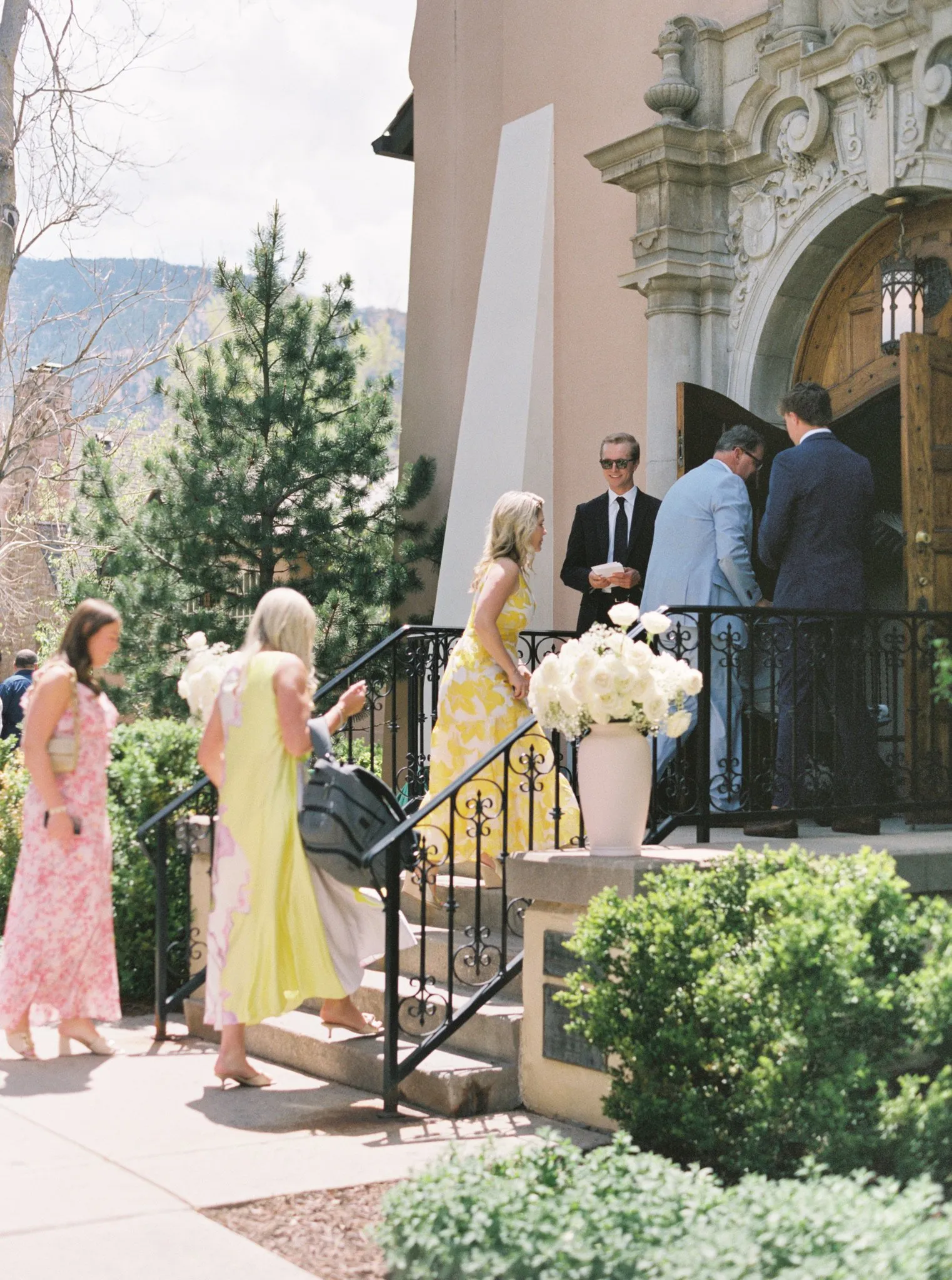 Arch and chuppah decor
